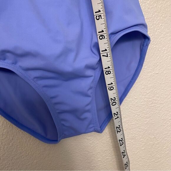 WEISSMAN Balera Dance blue Strappy Waist Leotard
14592 MC-Medium child - Picture 8 of 12